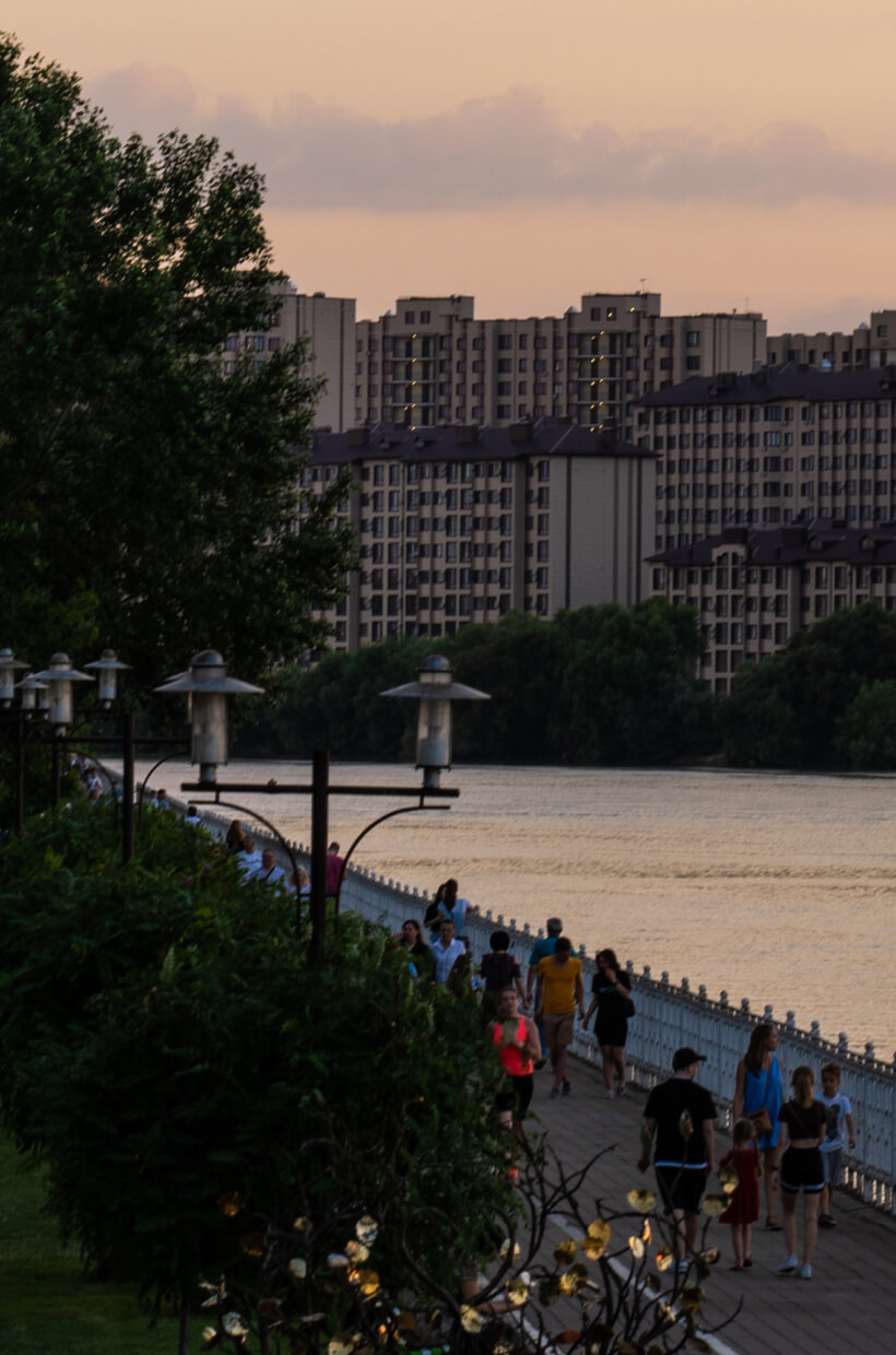 Вид из окна 
на реку ЖК Мега-Победа