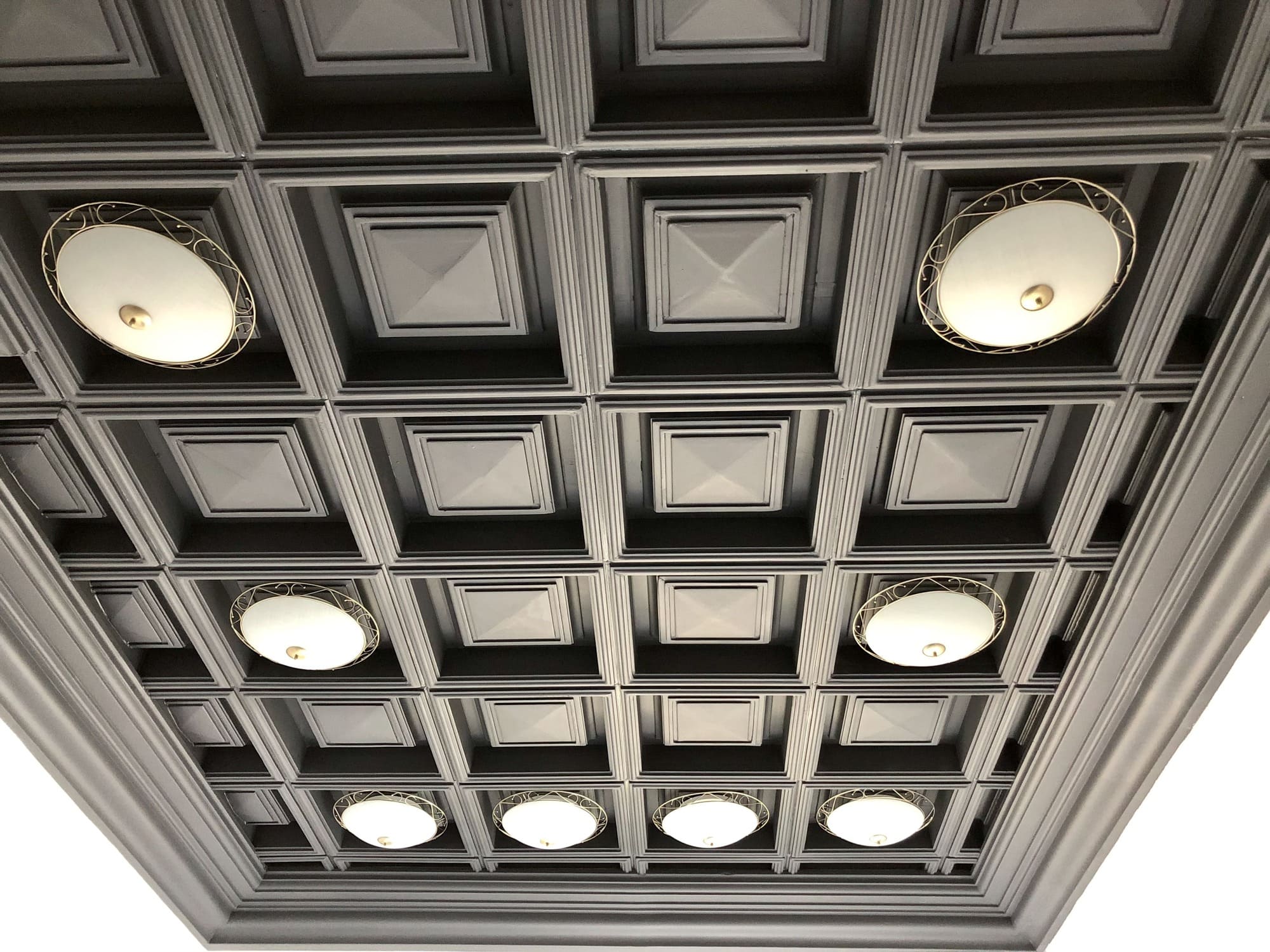 Галерея  ДКТ Мариинский Бульвар 6