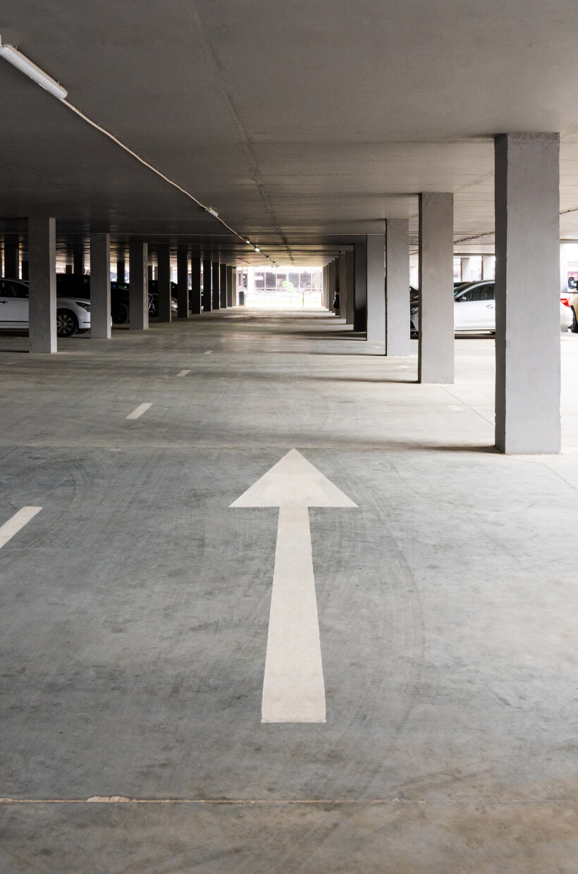 Современные 
парковки в стилобате ЖК Дружный 2 очередь